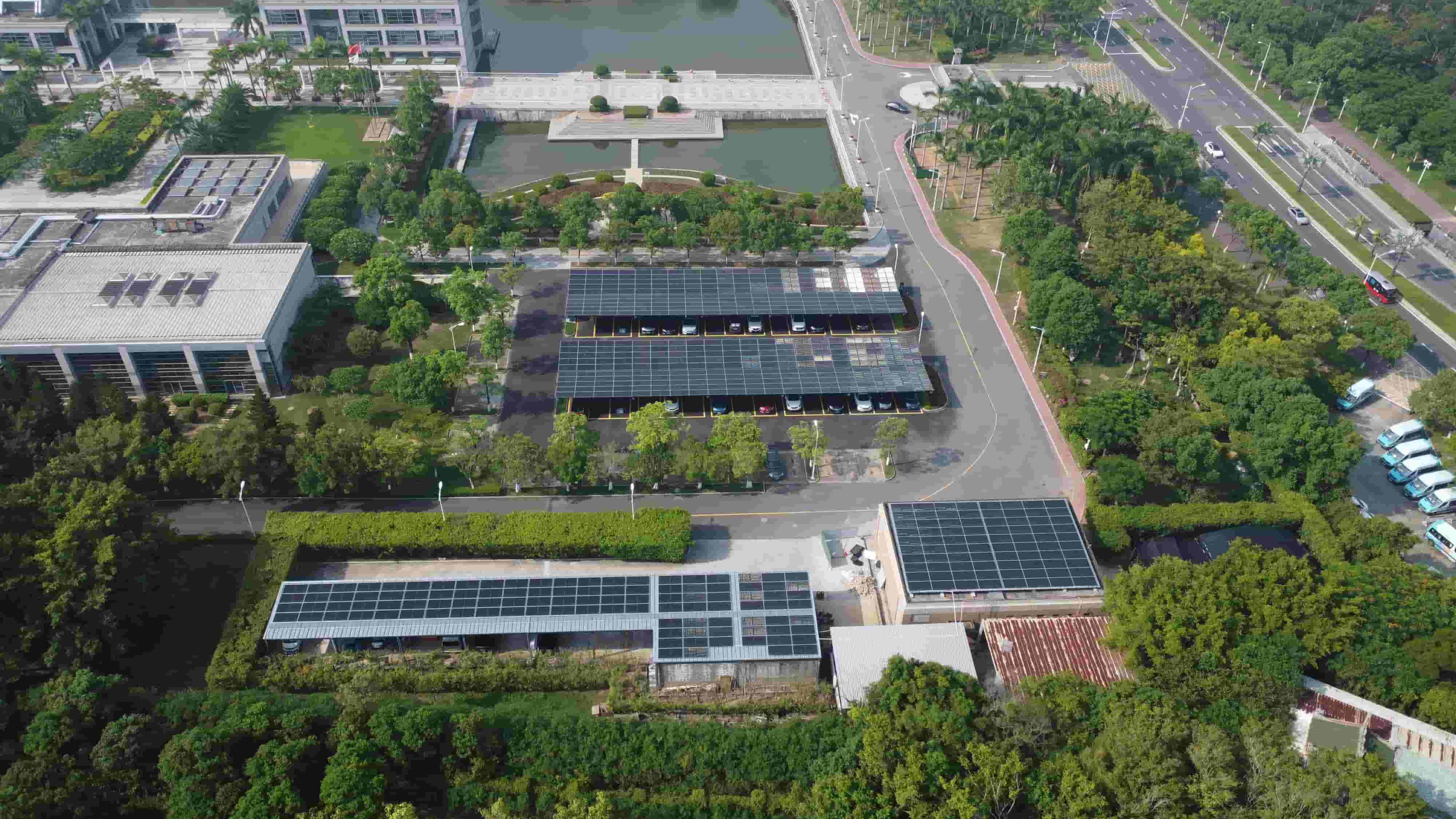 Solar Carport Solutions for Parking Lots Solar Carport Solutions for Parking Lots